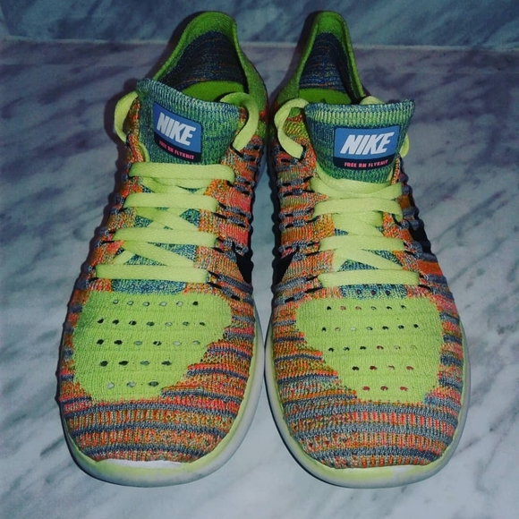 Nike Free RN Flyknit GS 3.5 Womens 5 Running Shoes - Picture 4 of 6
